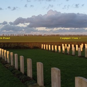 Fontenay-le-Pesnel_War-cemetery_light.jpg