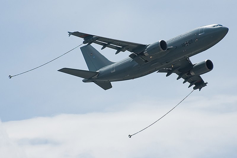 800px-Airbus_A310_MRTT.jpg